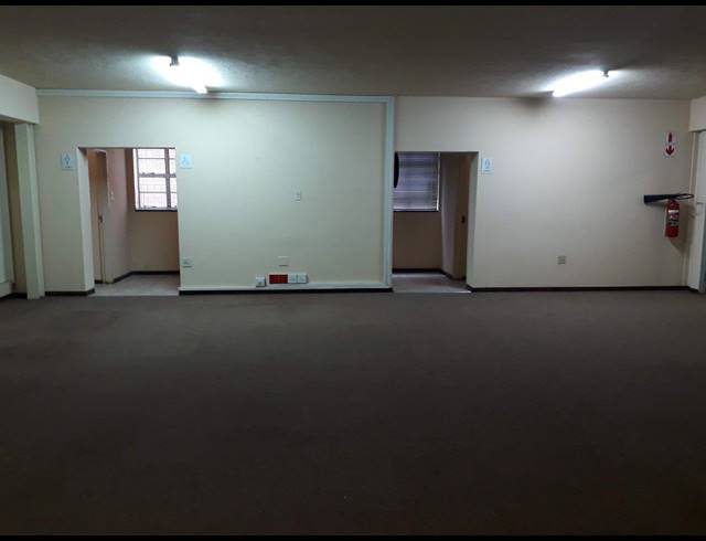 300M² OFFICE TO LET IN VEREENIGING CENTRAL